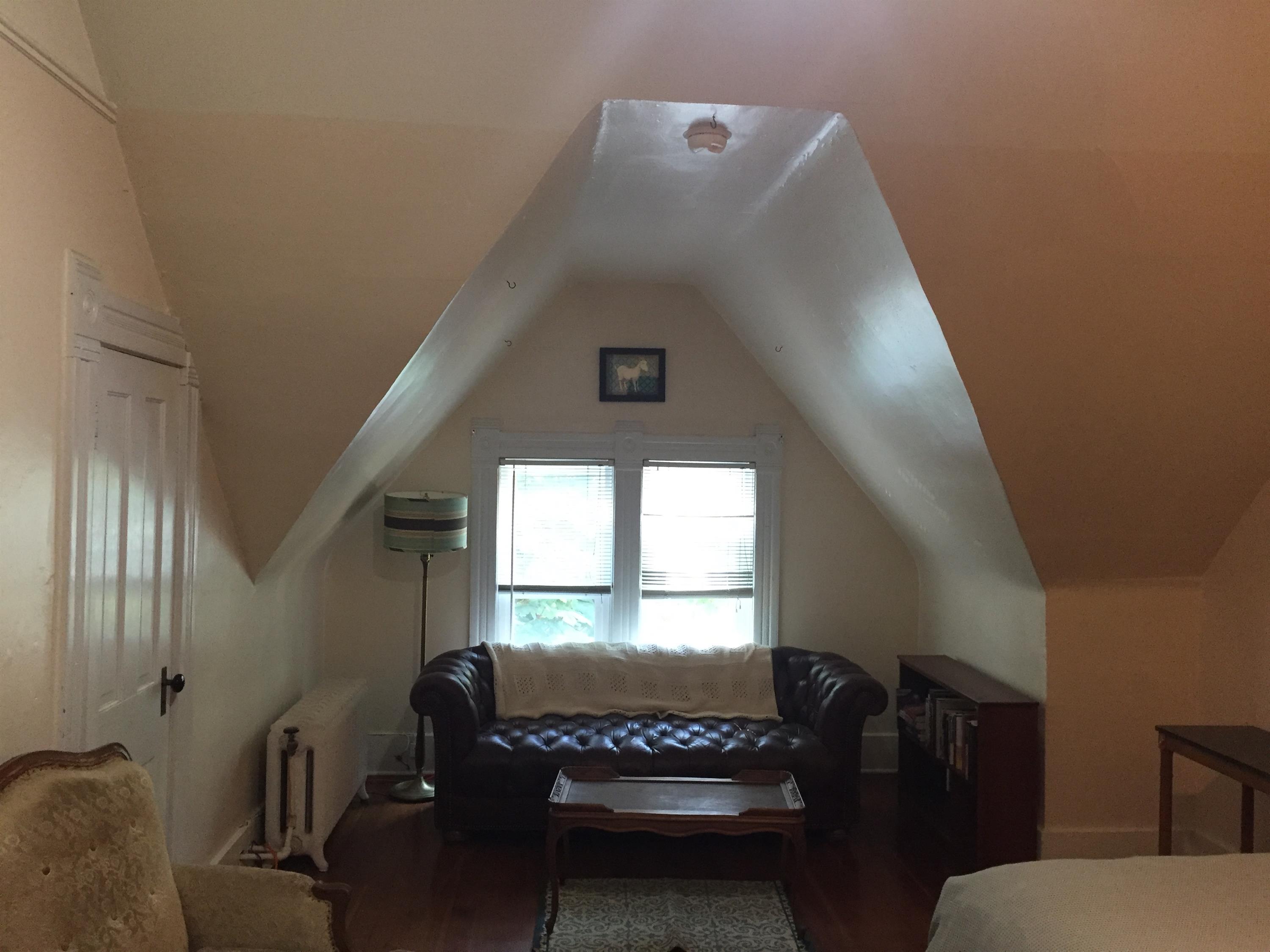 322 West Lewis Street - 5